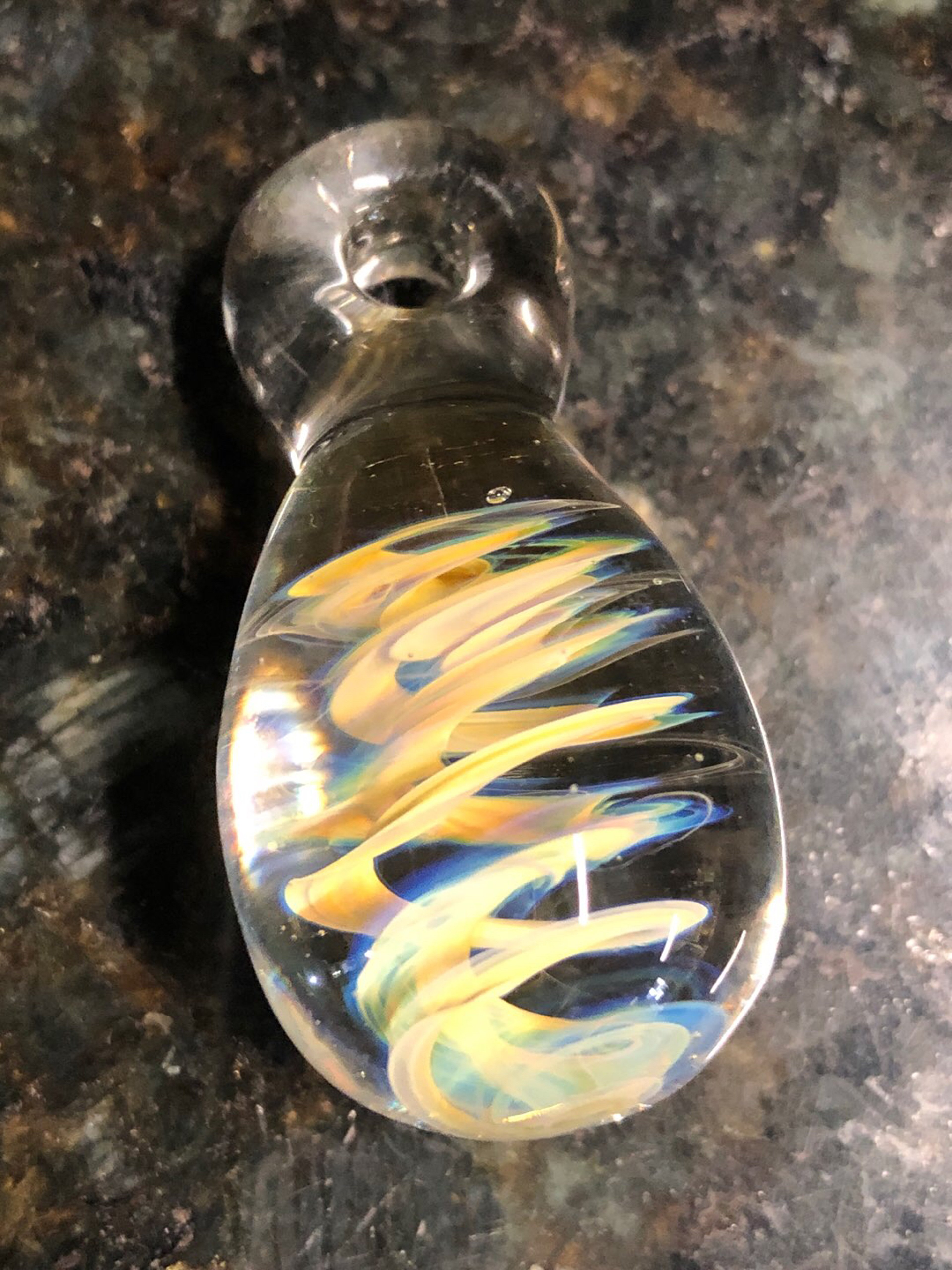 Preview pic of Sliver fume twist pendant
