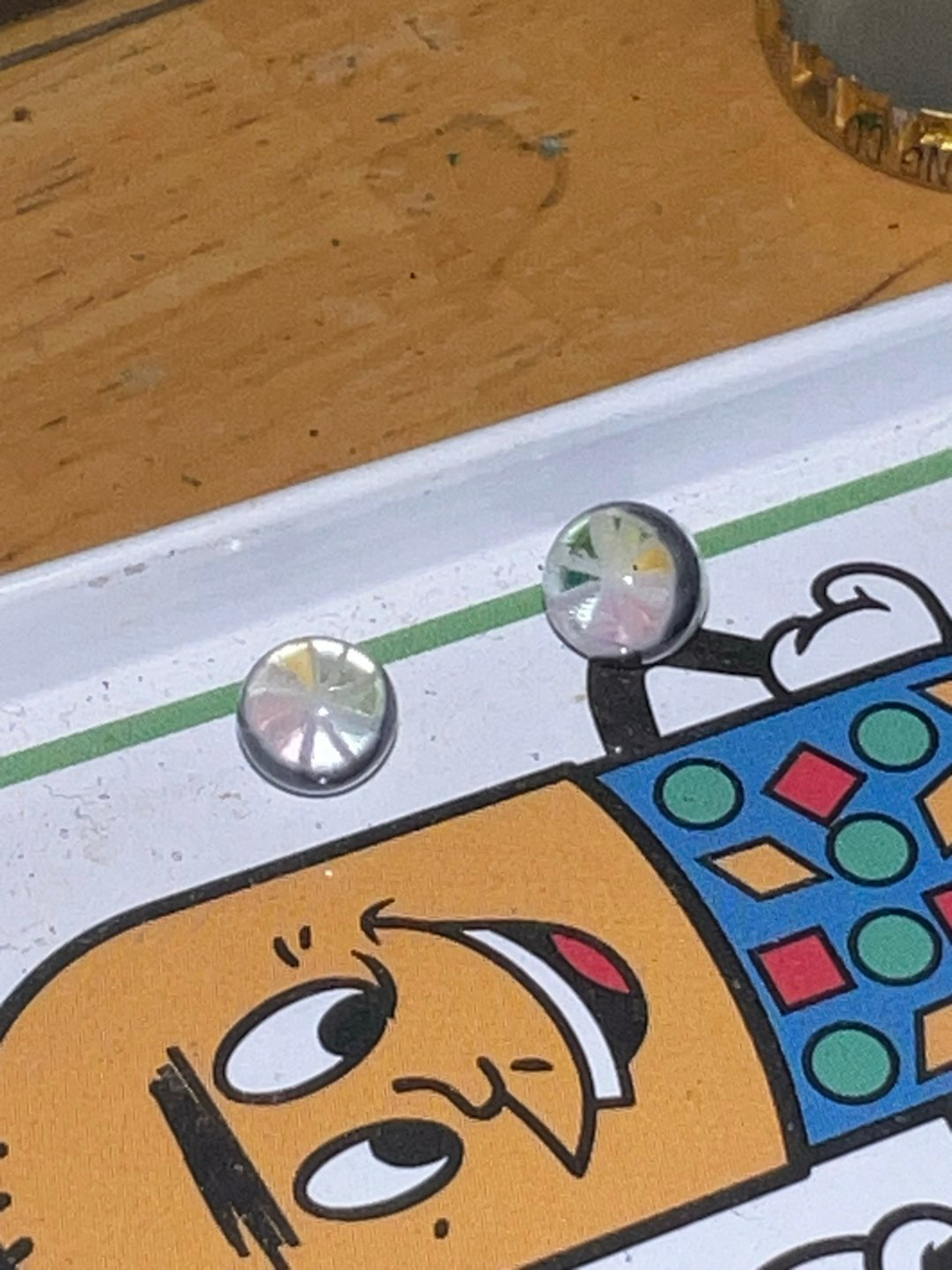 Preview pic of Lyons rainbow pearls