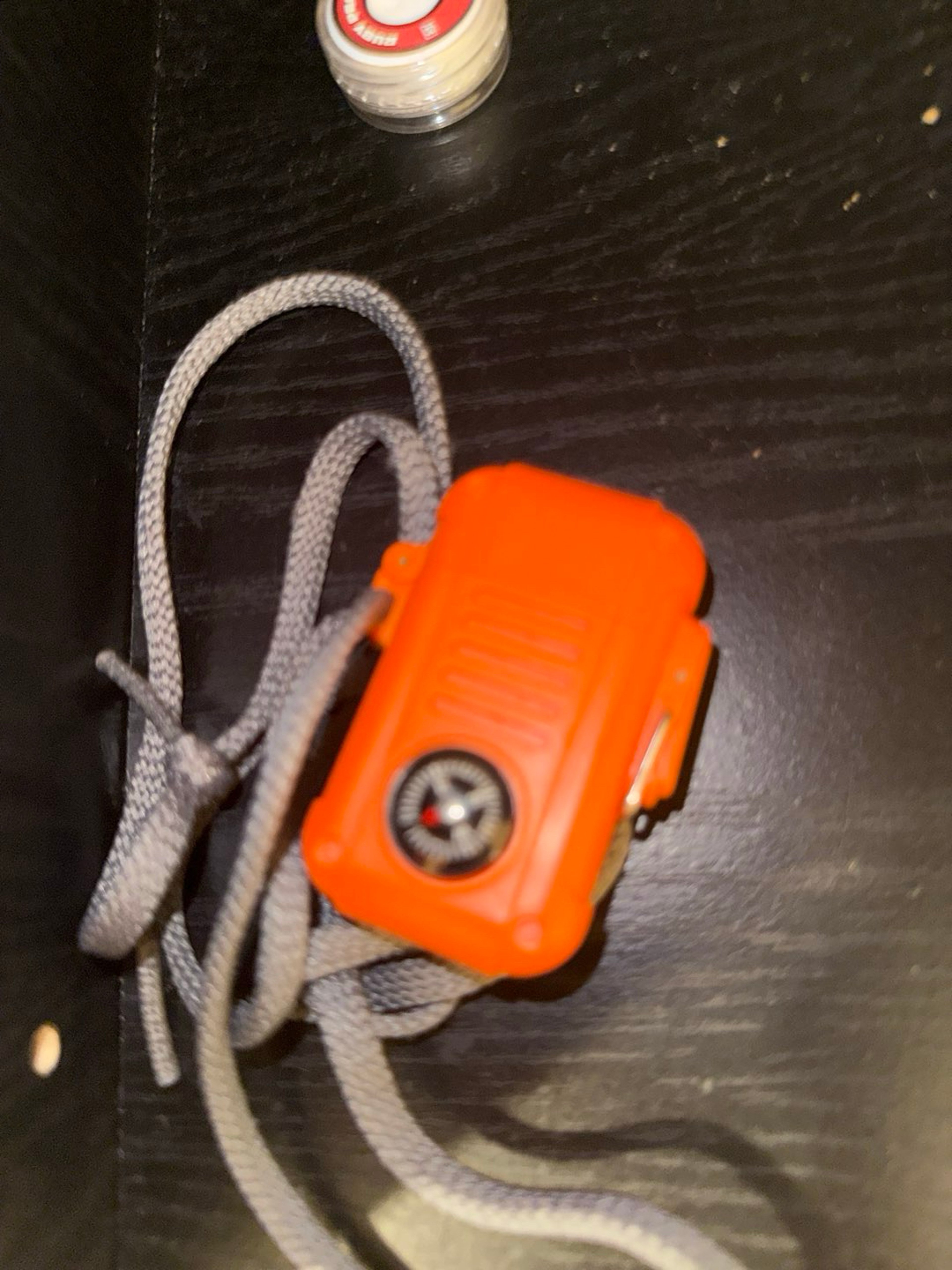 Preview pic of Lighter with compass