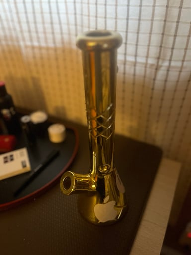 Preview pic of GOLD BONG