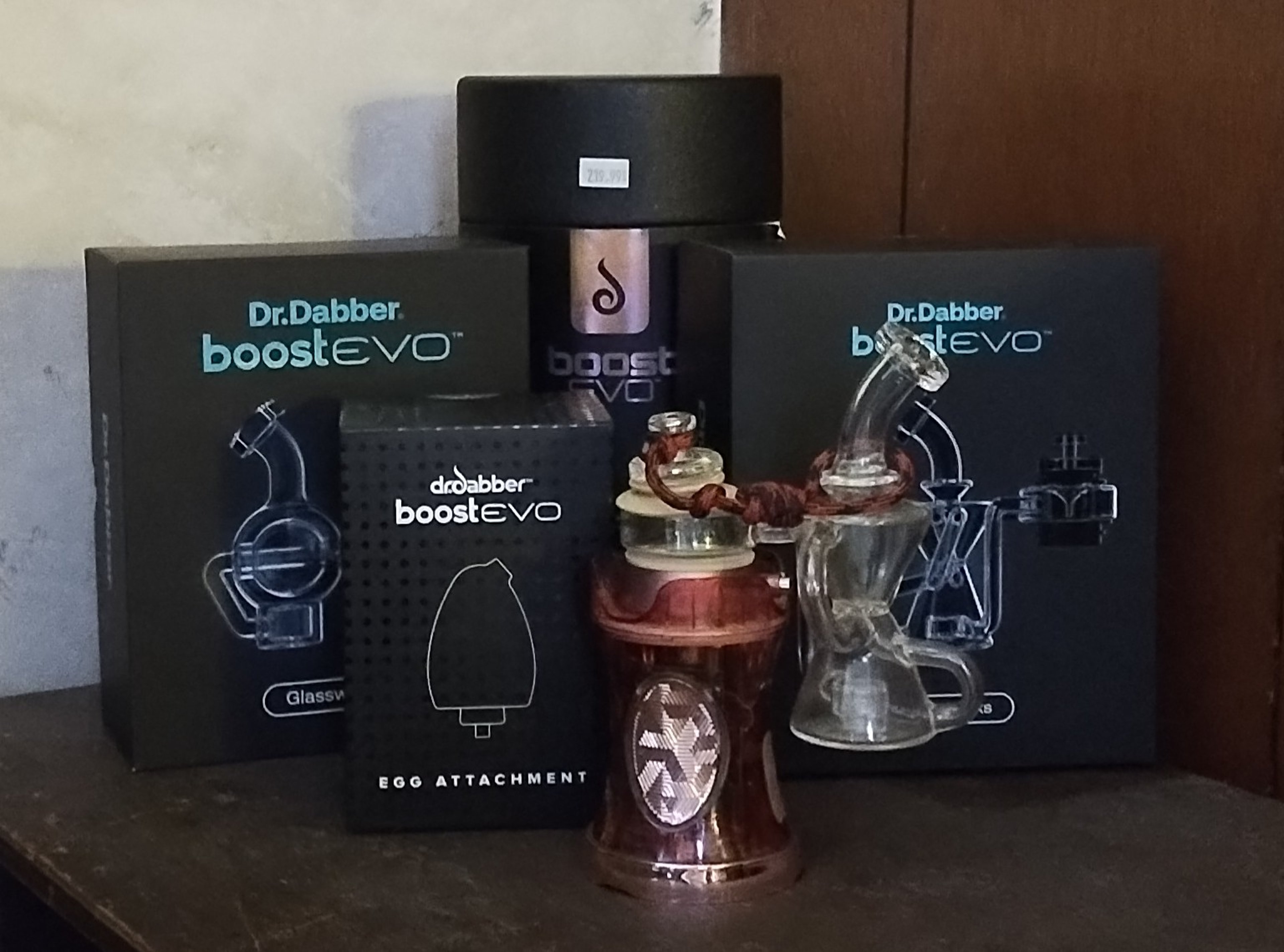 Dr Dabber Boost EVO Rose Gold with Glass Bundle image 0