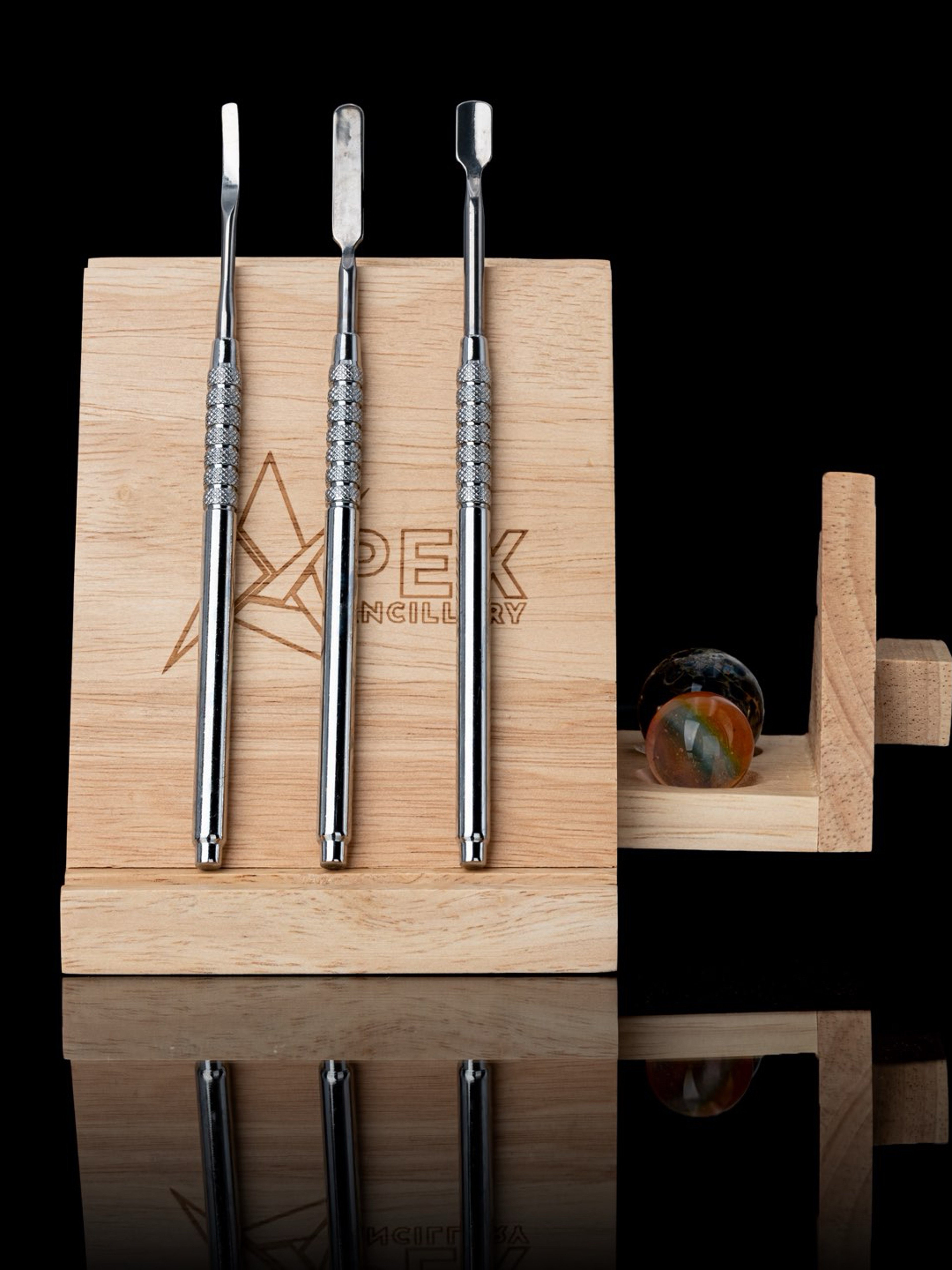 Apex Ancillary Magnetic Dabtool Stand V2 image 0