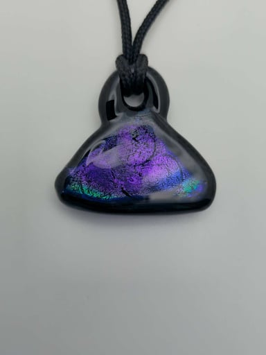 Preview pic of Small Pendant Dichro