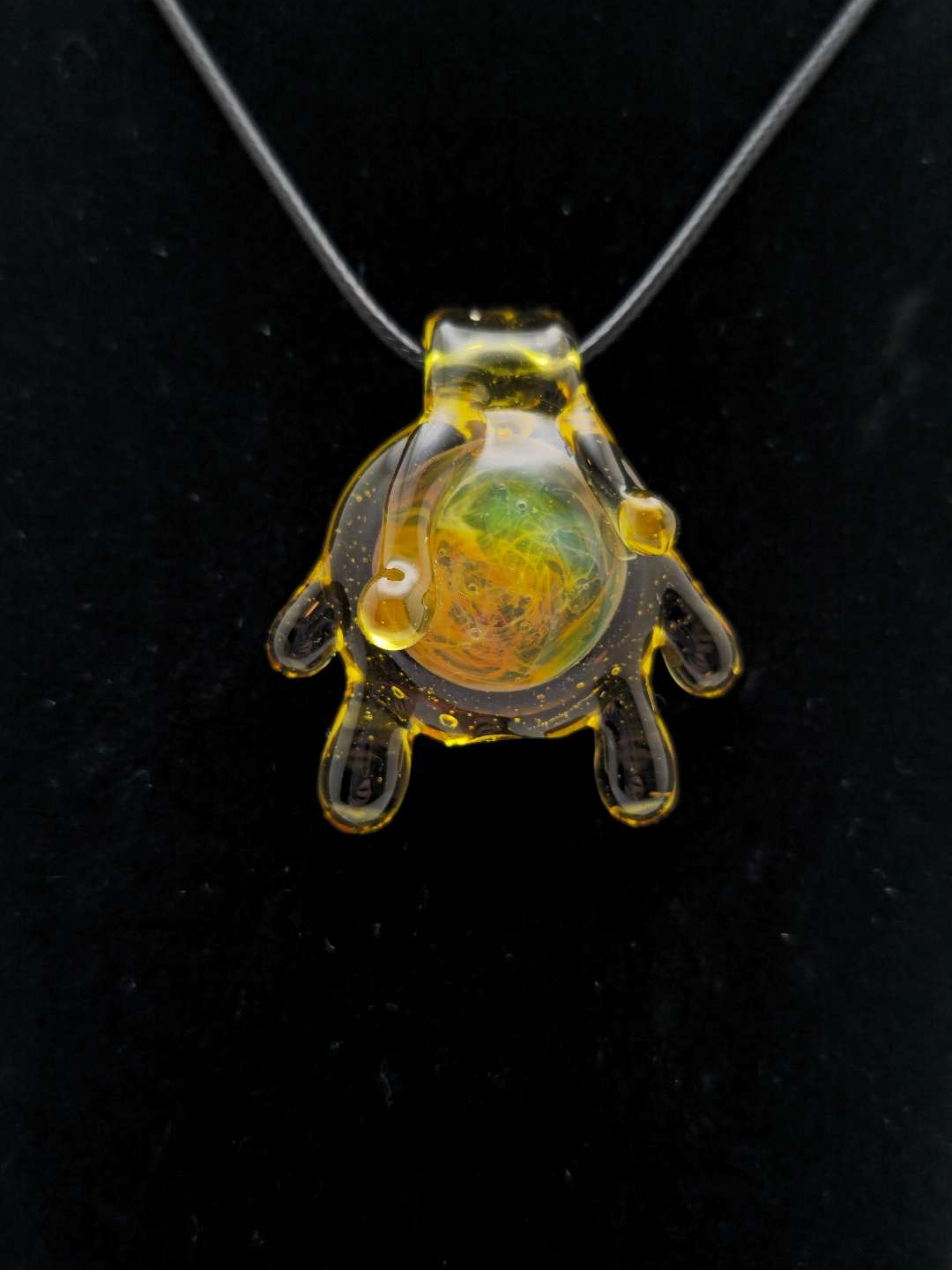 Preview pic of Drippy Pendant (Missing two drips)