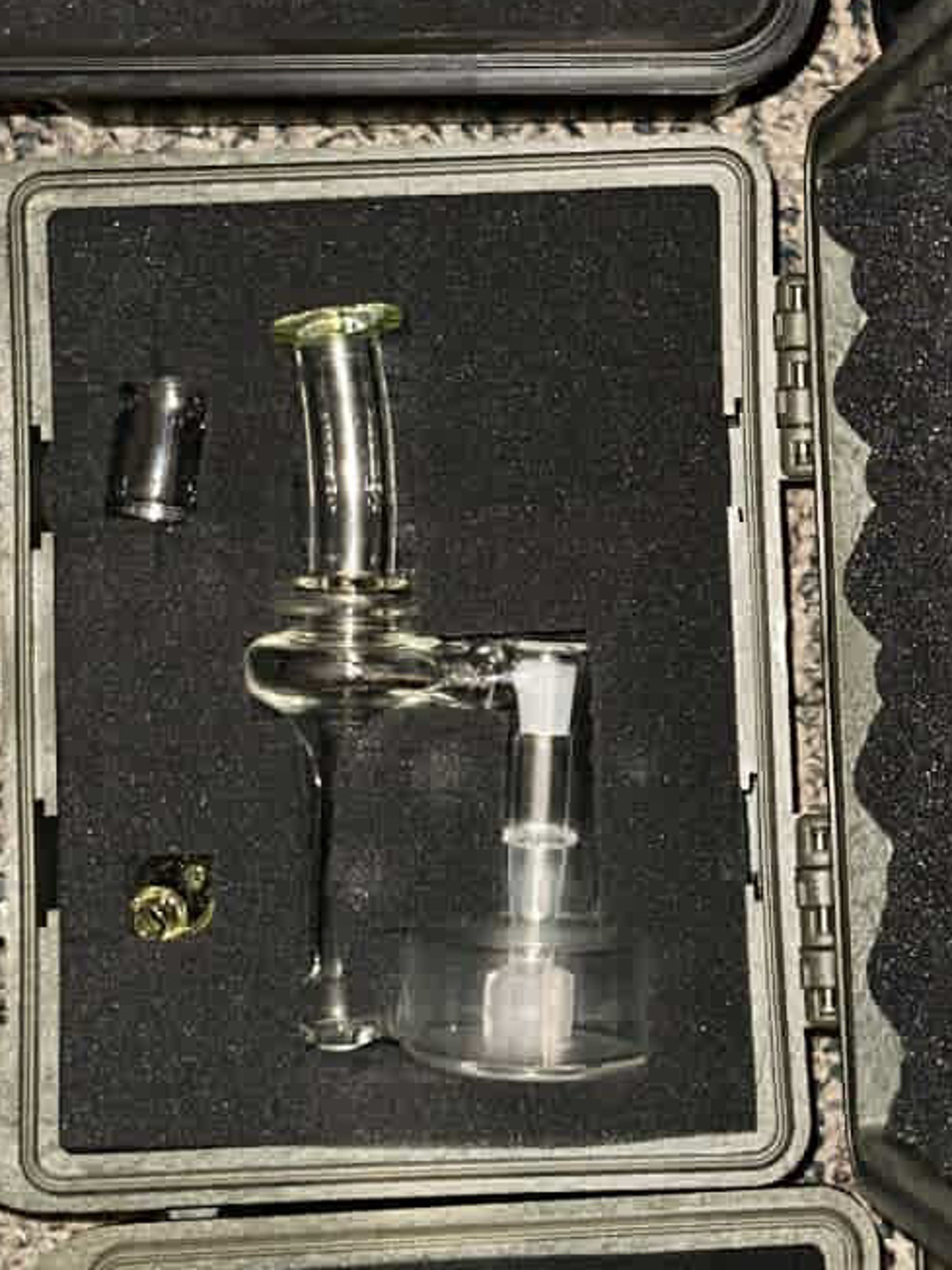 Preview pic of Greek glass rbr with hard case