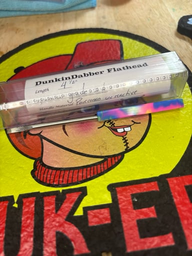 Preview pic of Pourcasso UV reactive dab tool