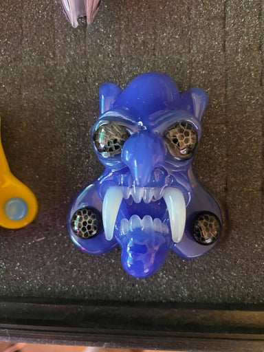 Preview pic of Chase Glass Pendy