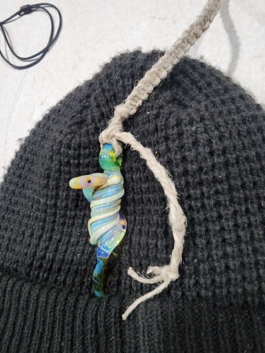 Preview pic of Heady snake pendy