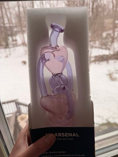 Preview pic of MJ Lovespire peak top