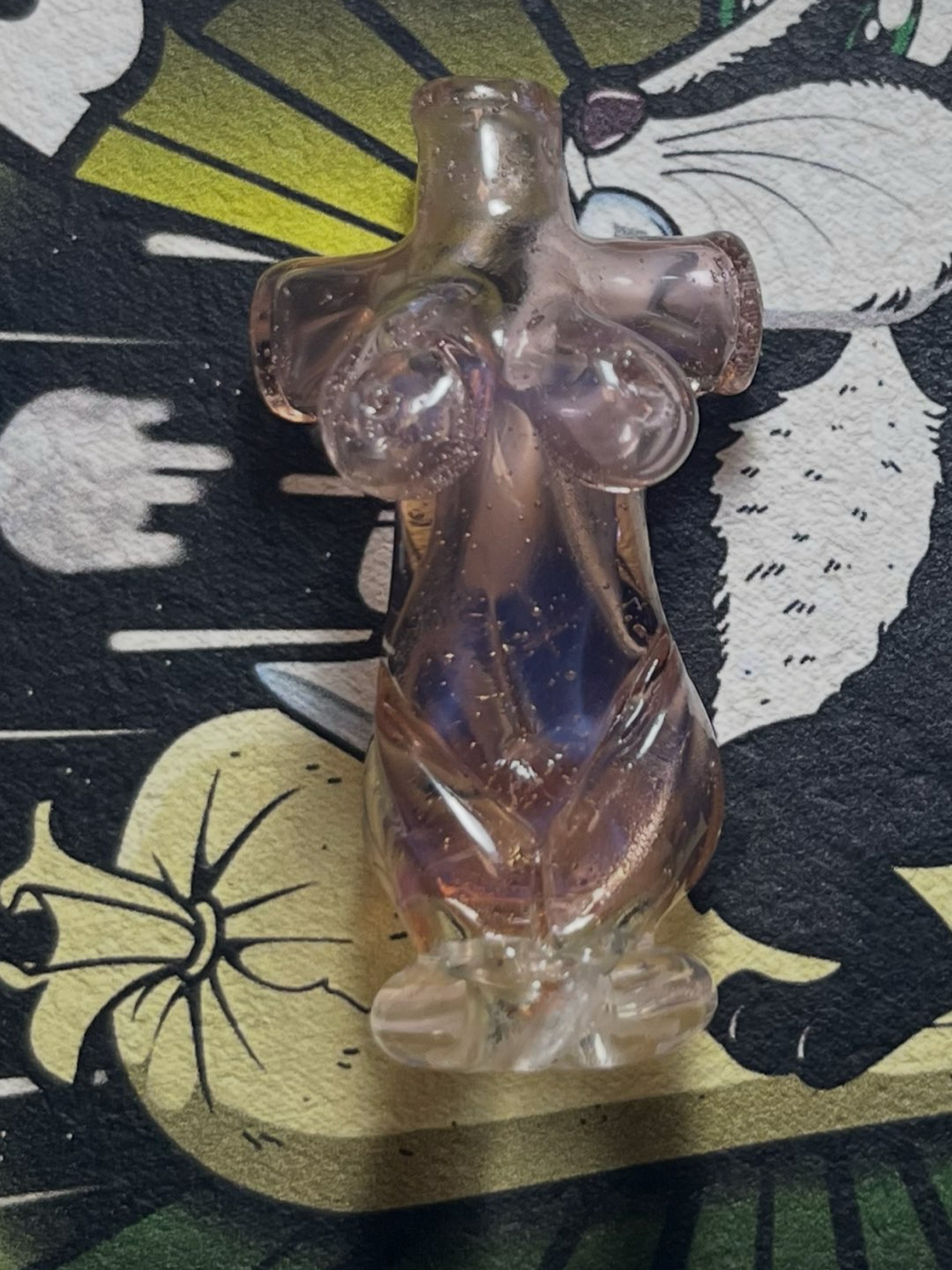 Preview pic of Pivot babe