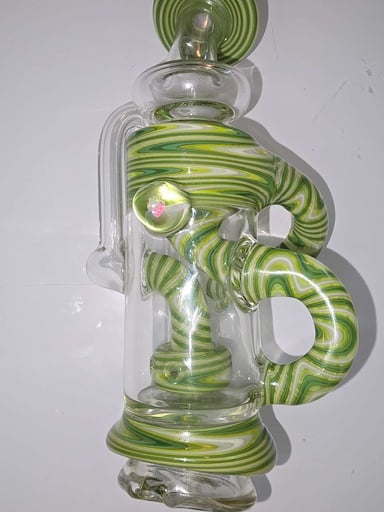 Preview pic of Eternal flame works green accented recycler peak pro glass attachment