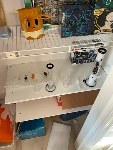 Preview pic of Glass lot