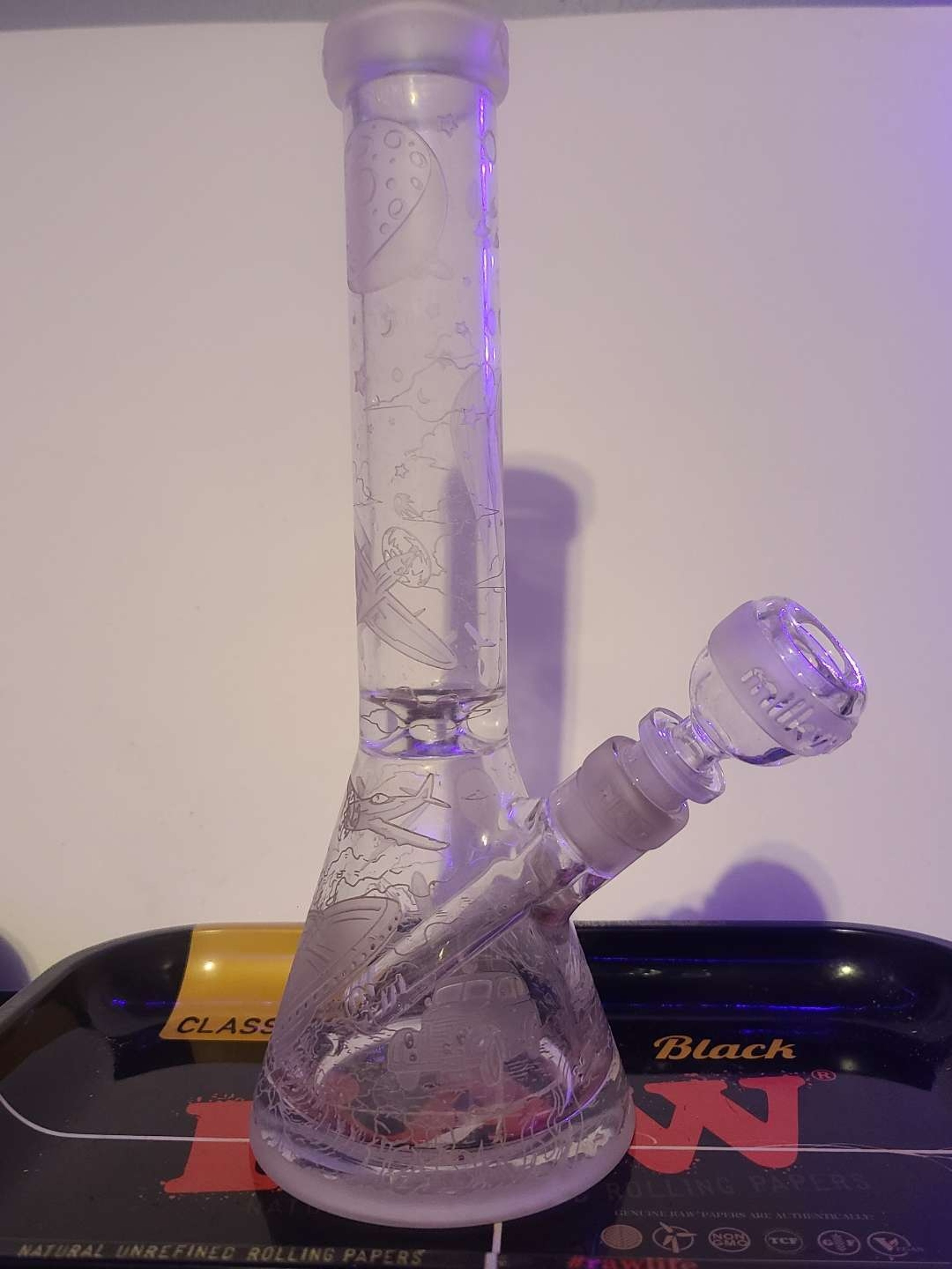 Milkyway glass 14mm Roswell bong image 0