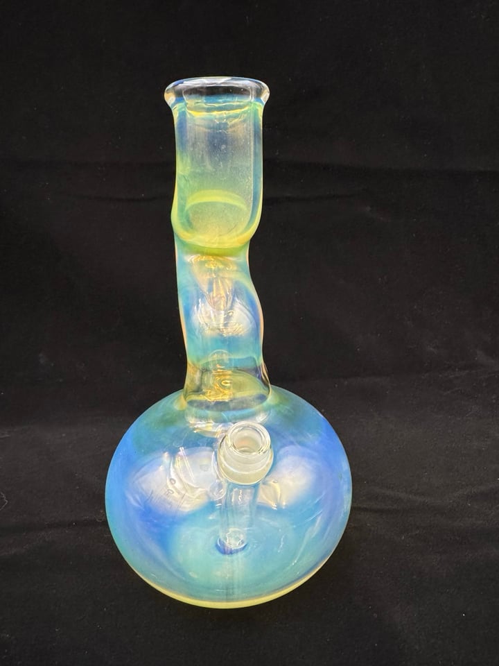 Mohawk Glass Mini Bong | Shop Mohawk Glass on GlassPass