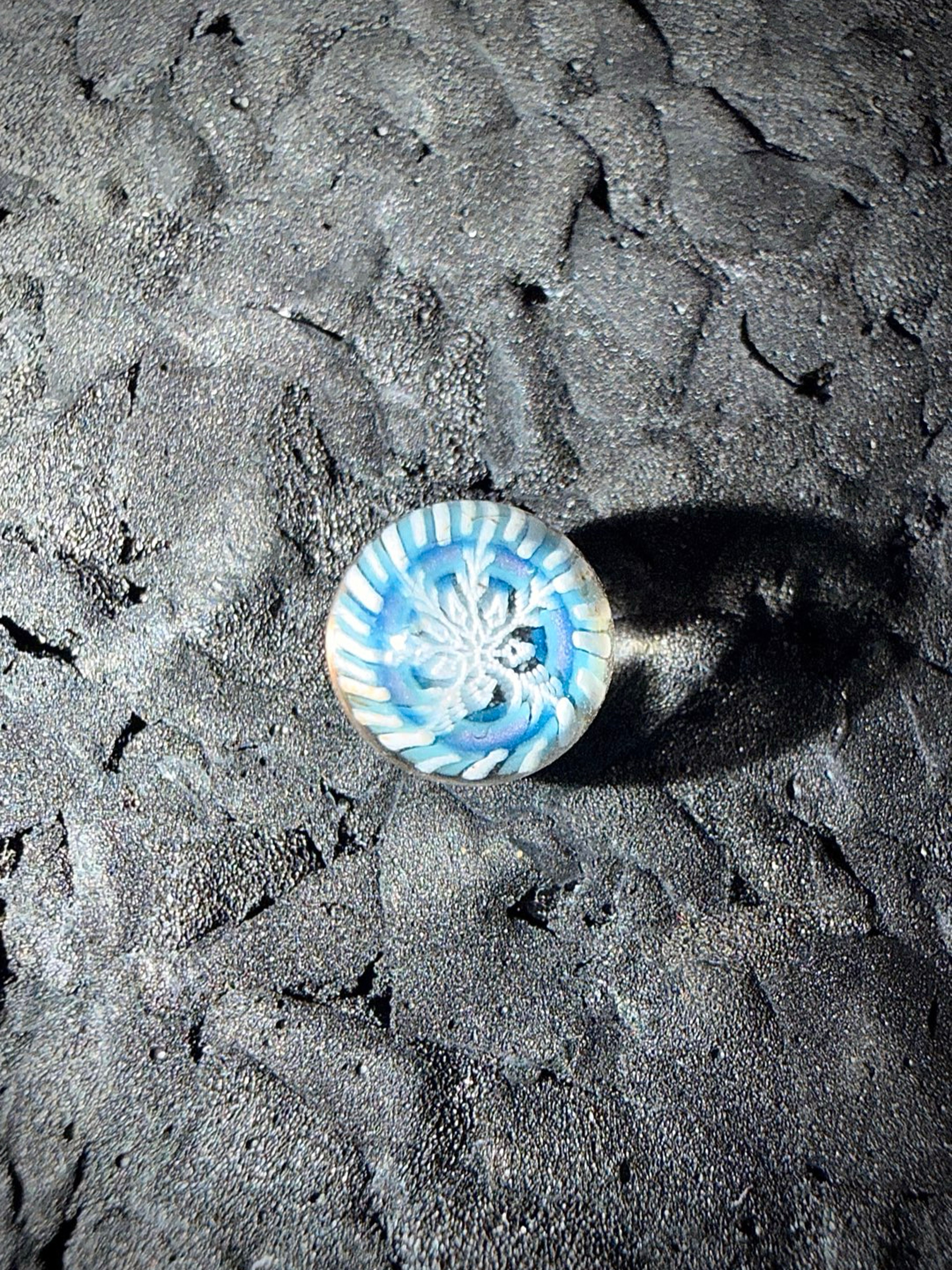 Preview pic of Steve H Glass Snowflake 6mm Pearl