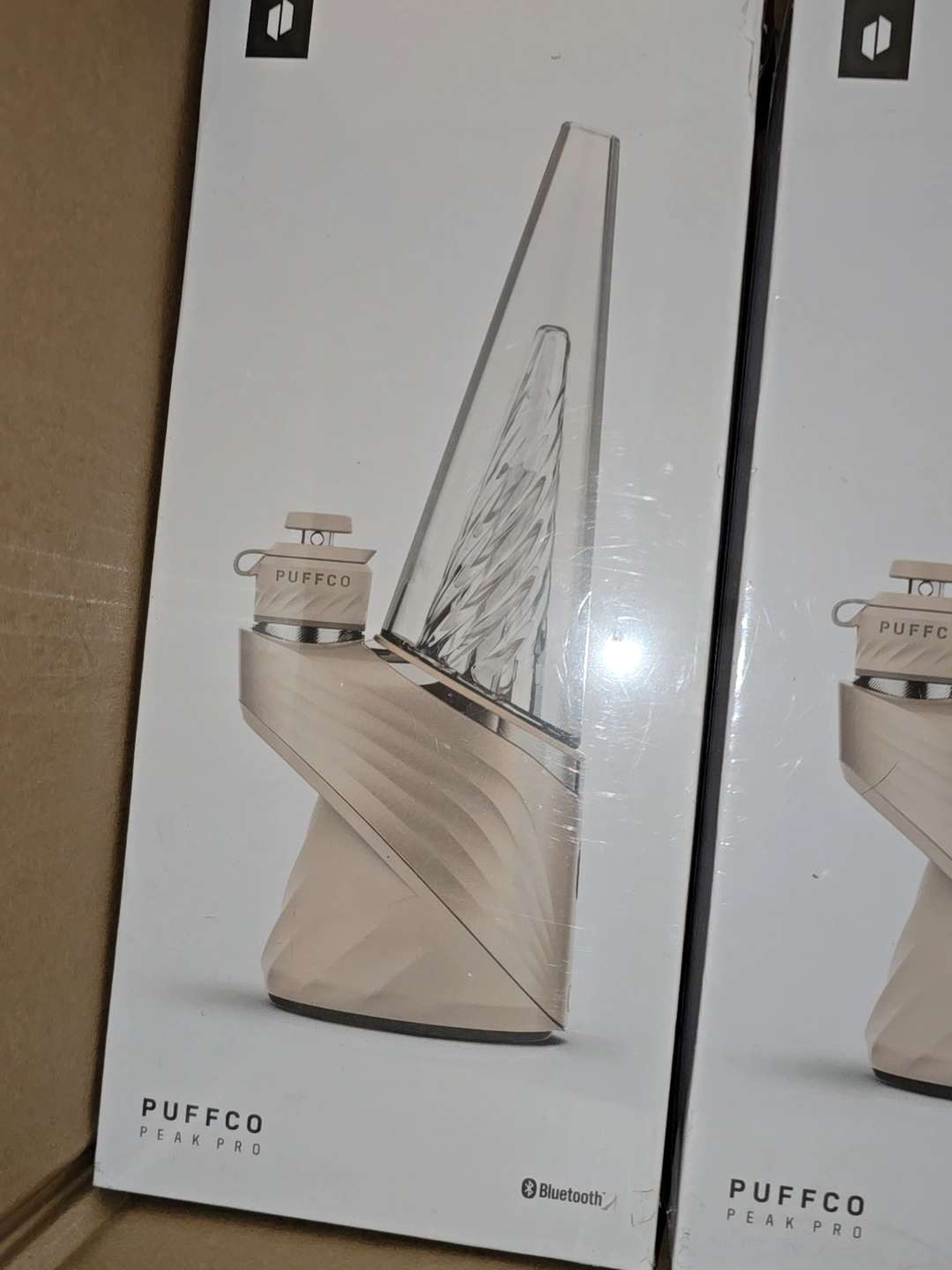 Preview pic of Puffco peak pro Dessert Limited Edition Brand new