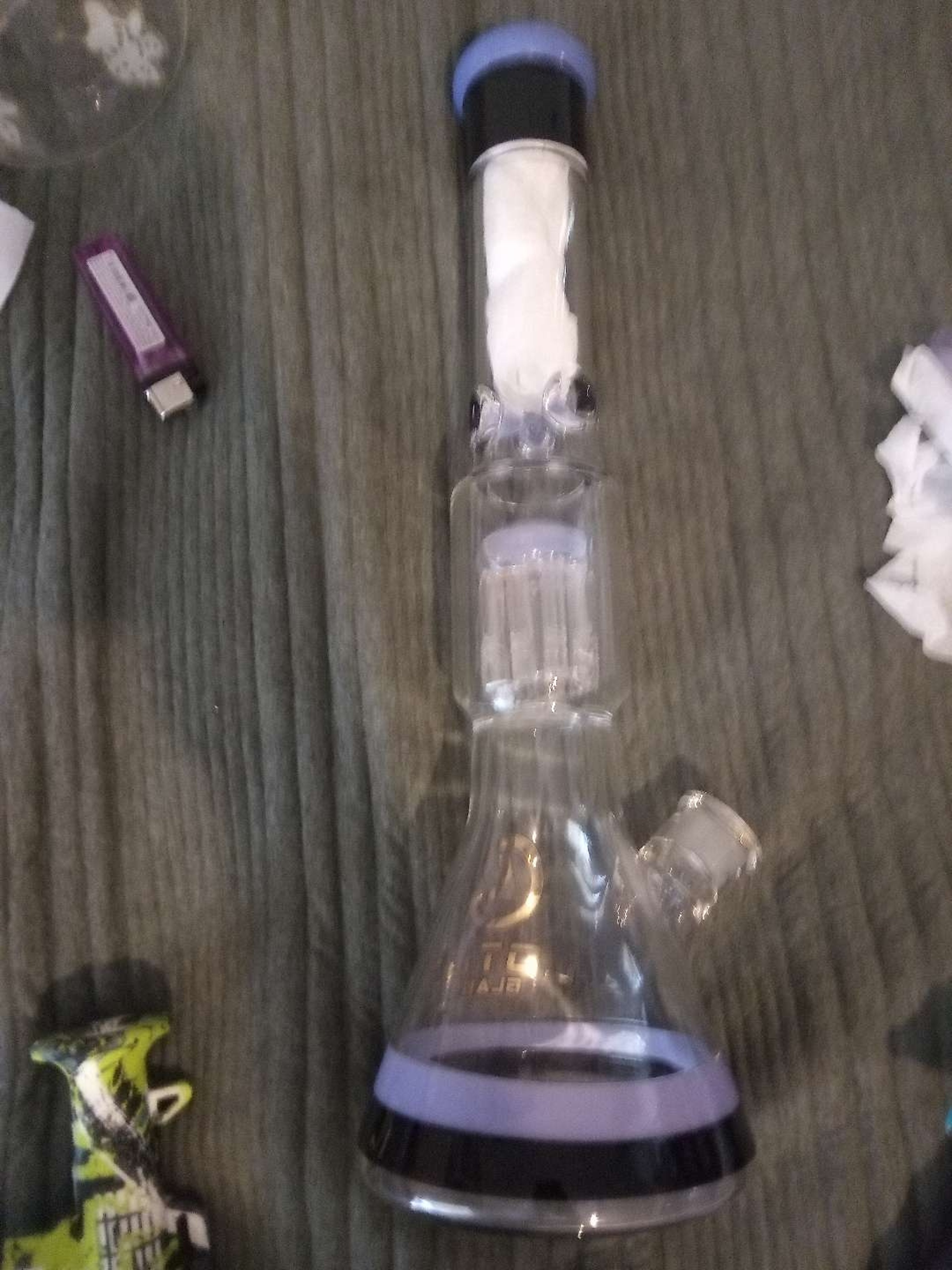 Preview pic of Bong