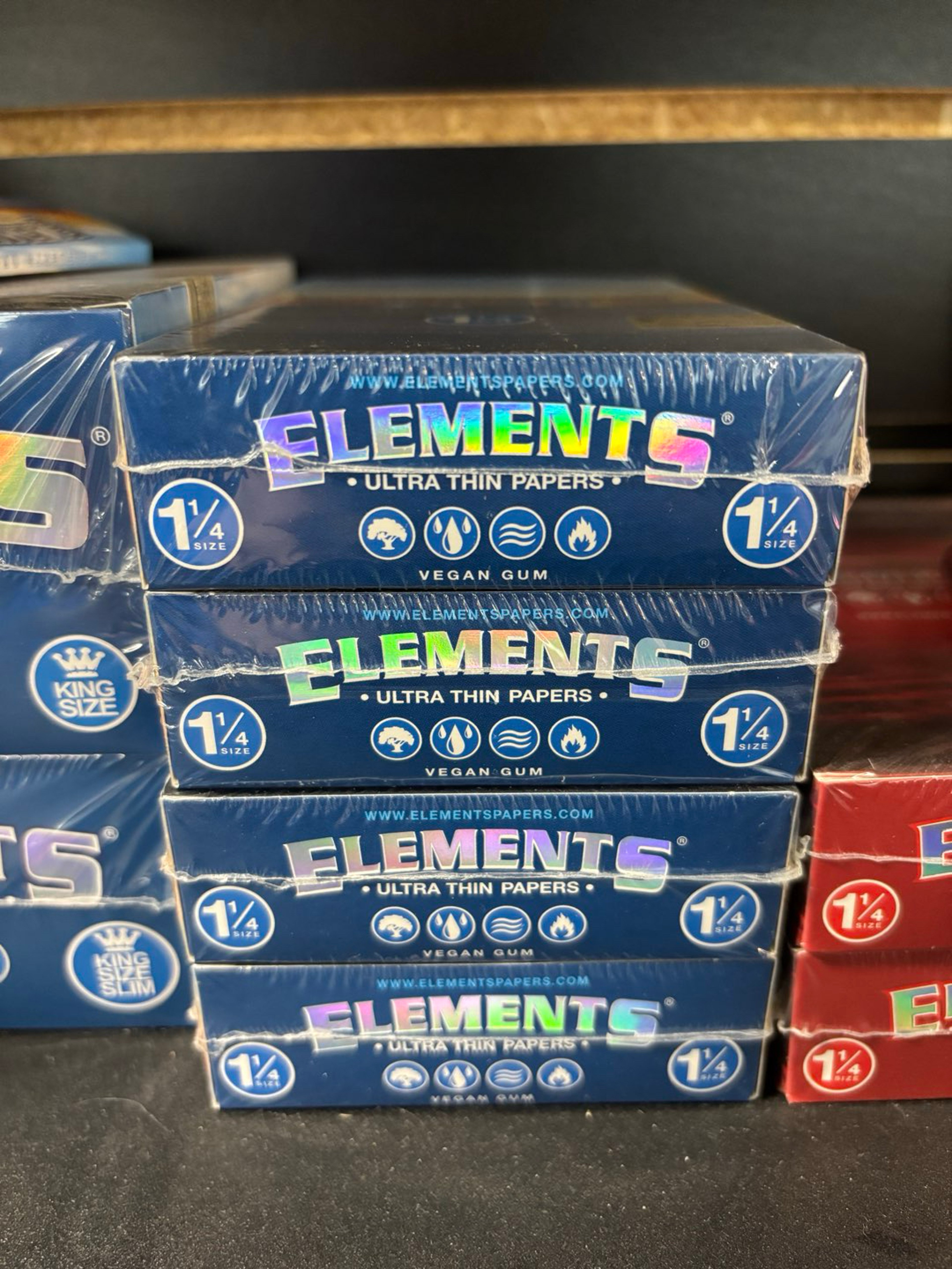 Preview pic of 4 Boxes Elements 1 1/4