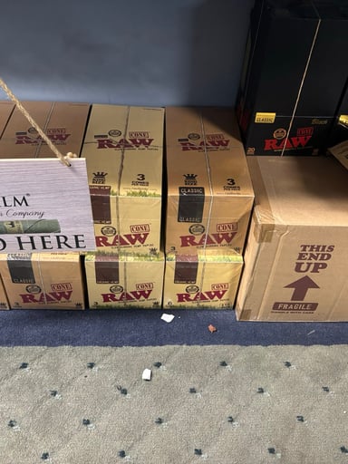 Preview pic of RAW bulk cones wholesale price