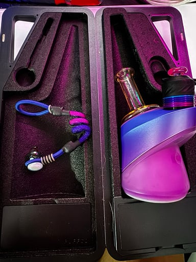 Preview pic of Puffco Peak Pro