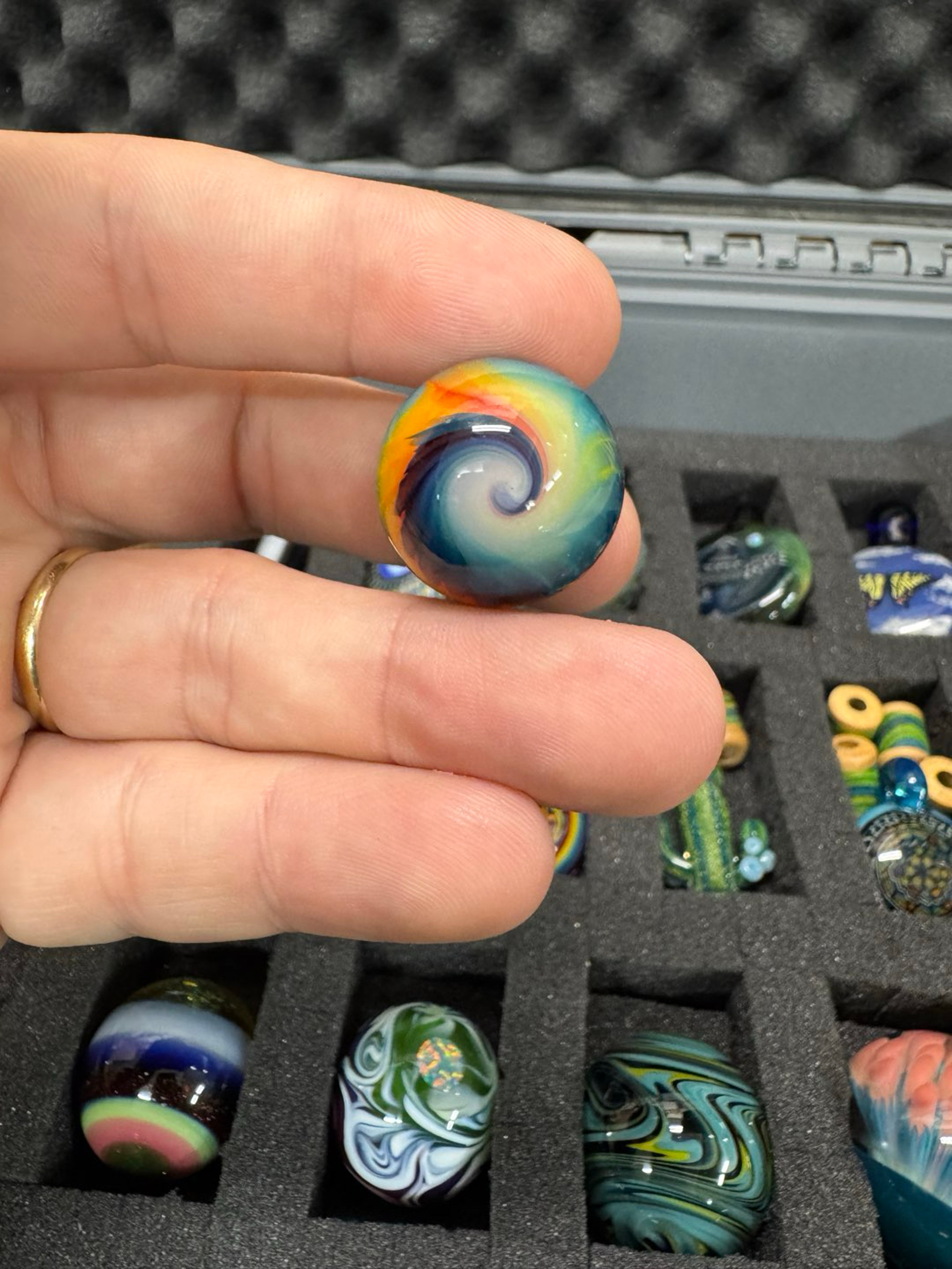 Preview pic of Regis Tie Dye Marble