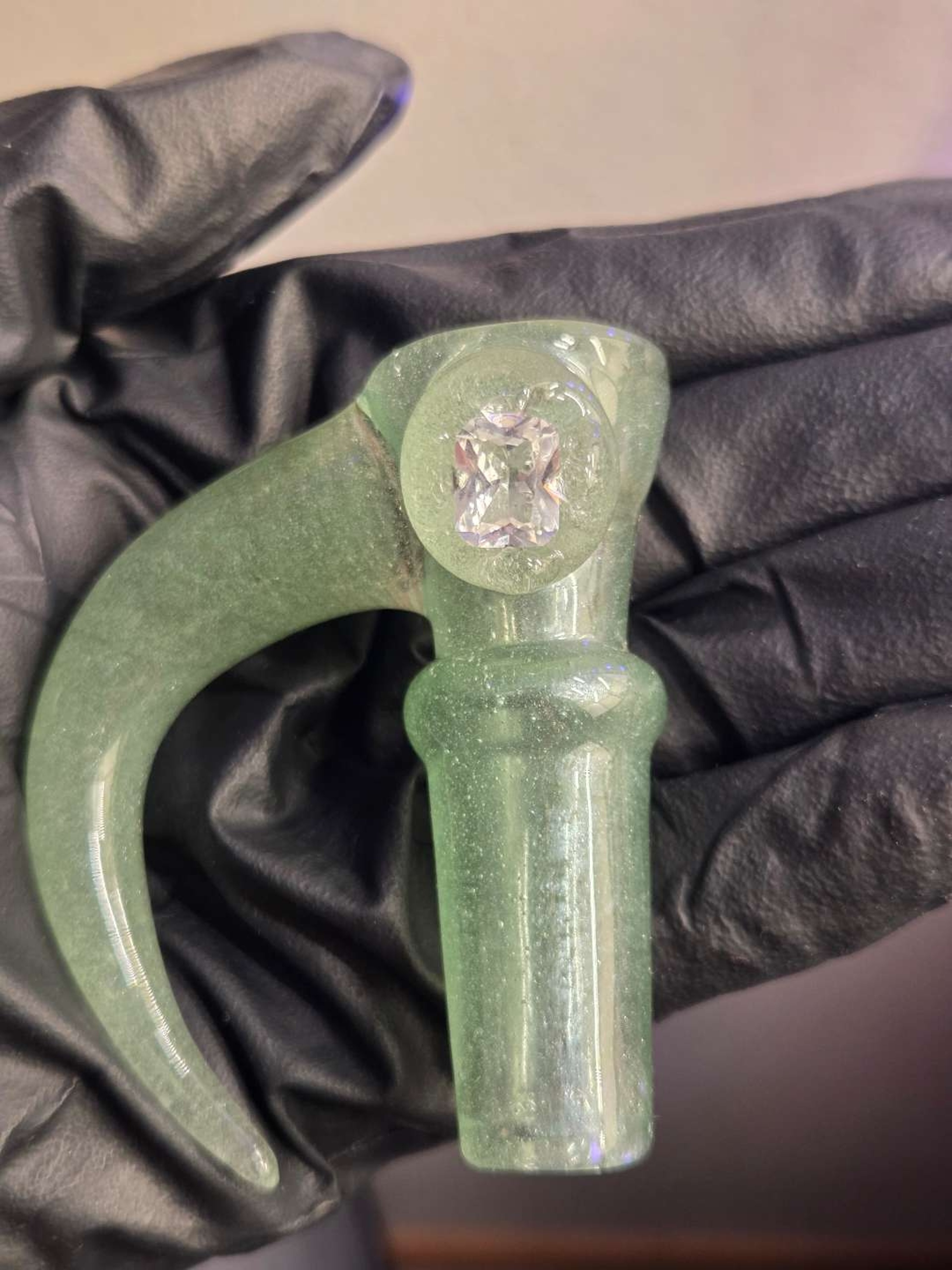 18mm x 4 FW custom color w/ white sapphire image 0