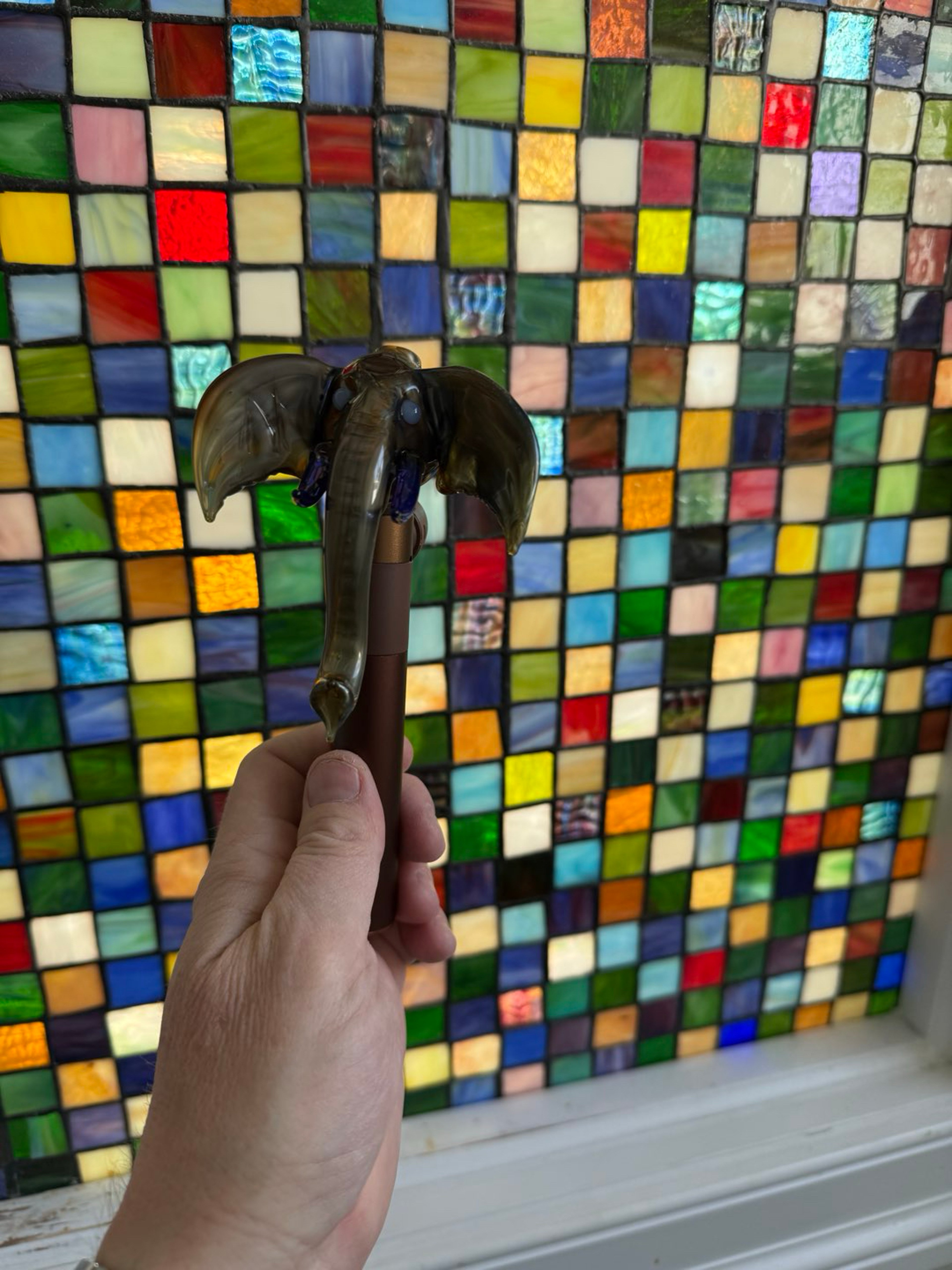 Preview pic of Grey Elephant top for Puffco Pivot