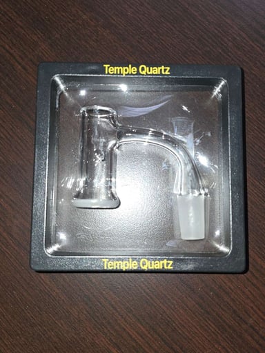 Preview pic of Temple Quartz Opaque bottom Brand new