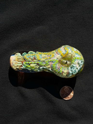 Preview pic of Inside out, color changing, borosilicate glass pipe
