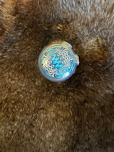 Preview pic of Detailed wigwag pendant