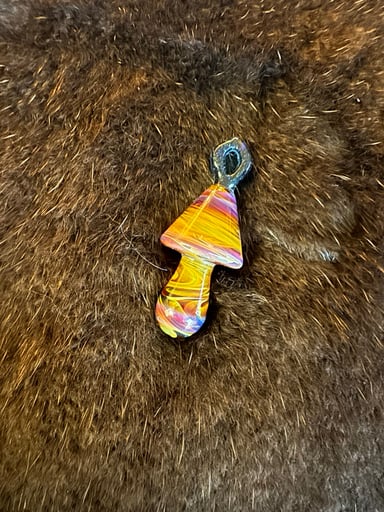 Preview pic of Duel colored mushroom pendy