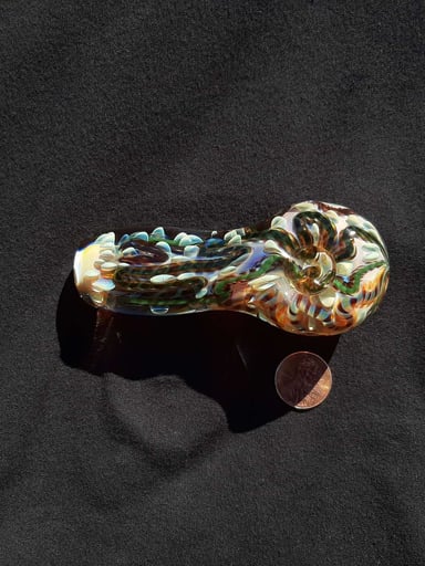 Preview pic of Inside out, color changing, borosilicate glass pipe