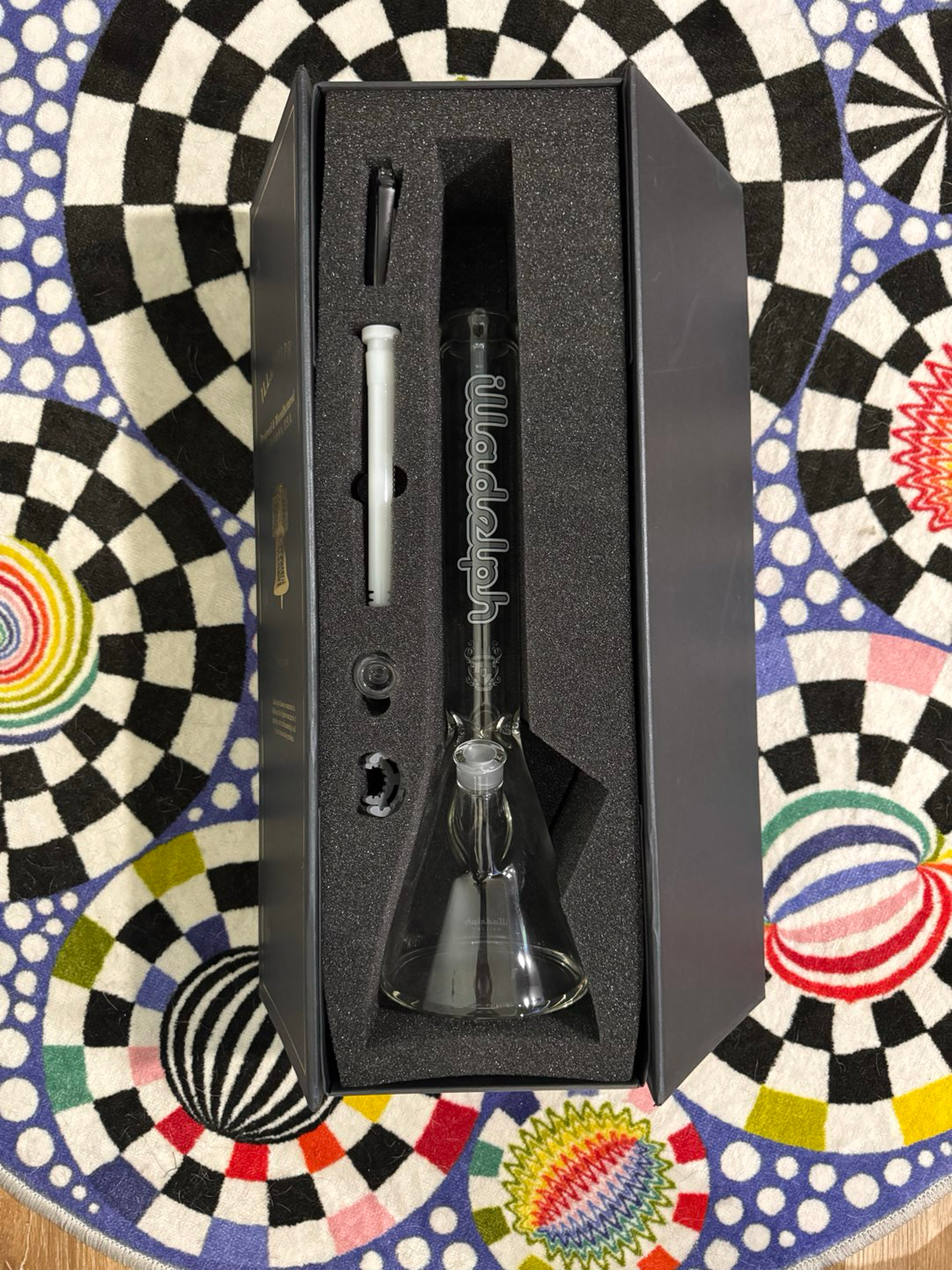 Illadelph short beaker image 0