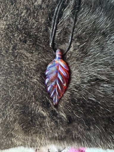 Preview pic of Fume pendy