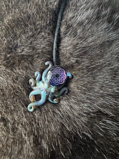 Preview pic of Octopus pendant