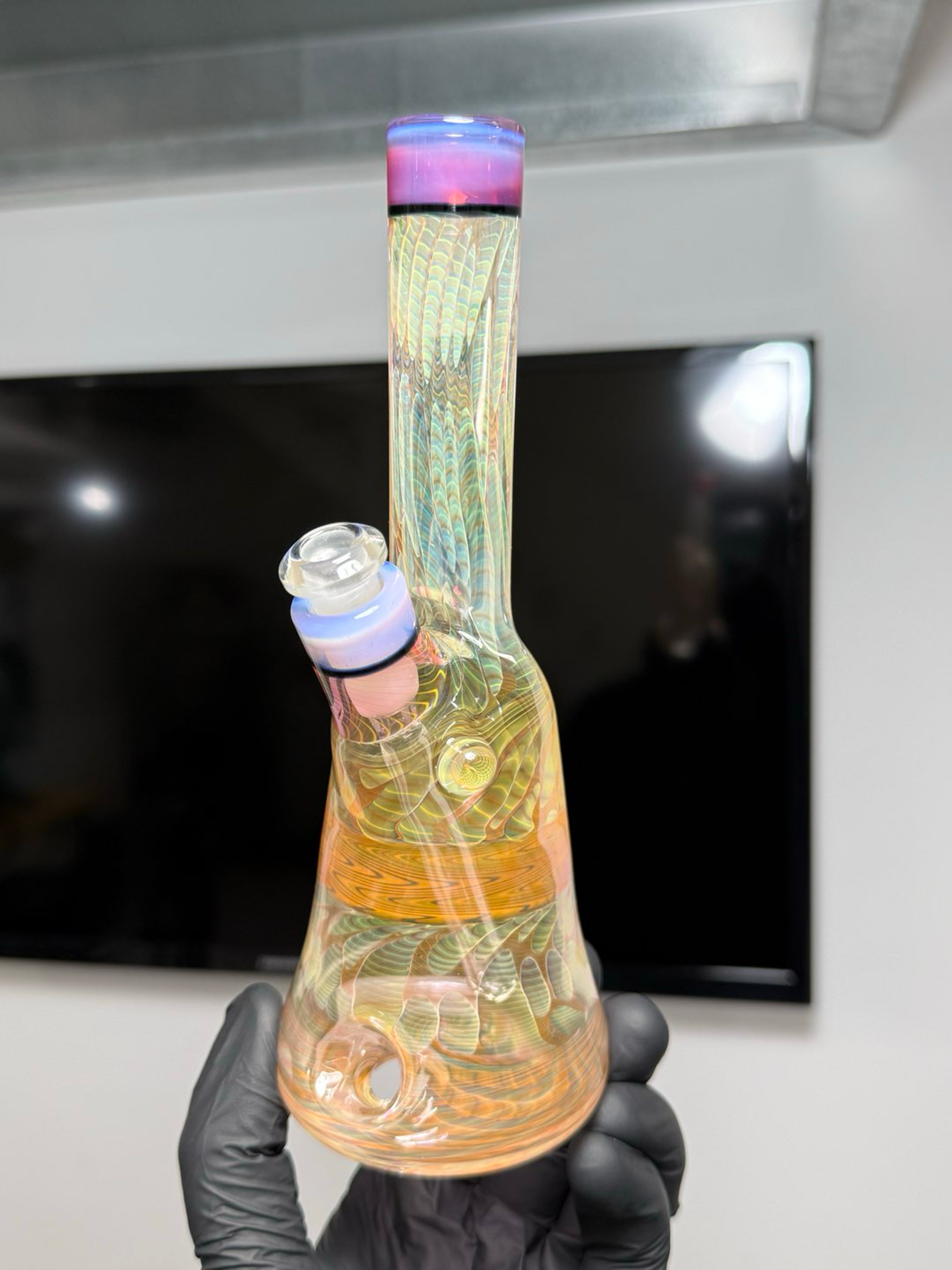 Preview pic of Fume Tube w Donut