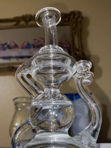 Preview pic of Tony Hernandez glass