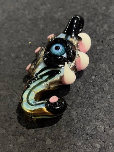 Preview pic of Salt Pendant