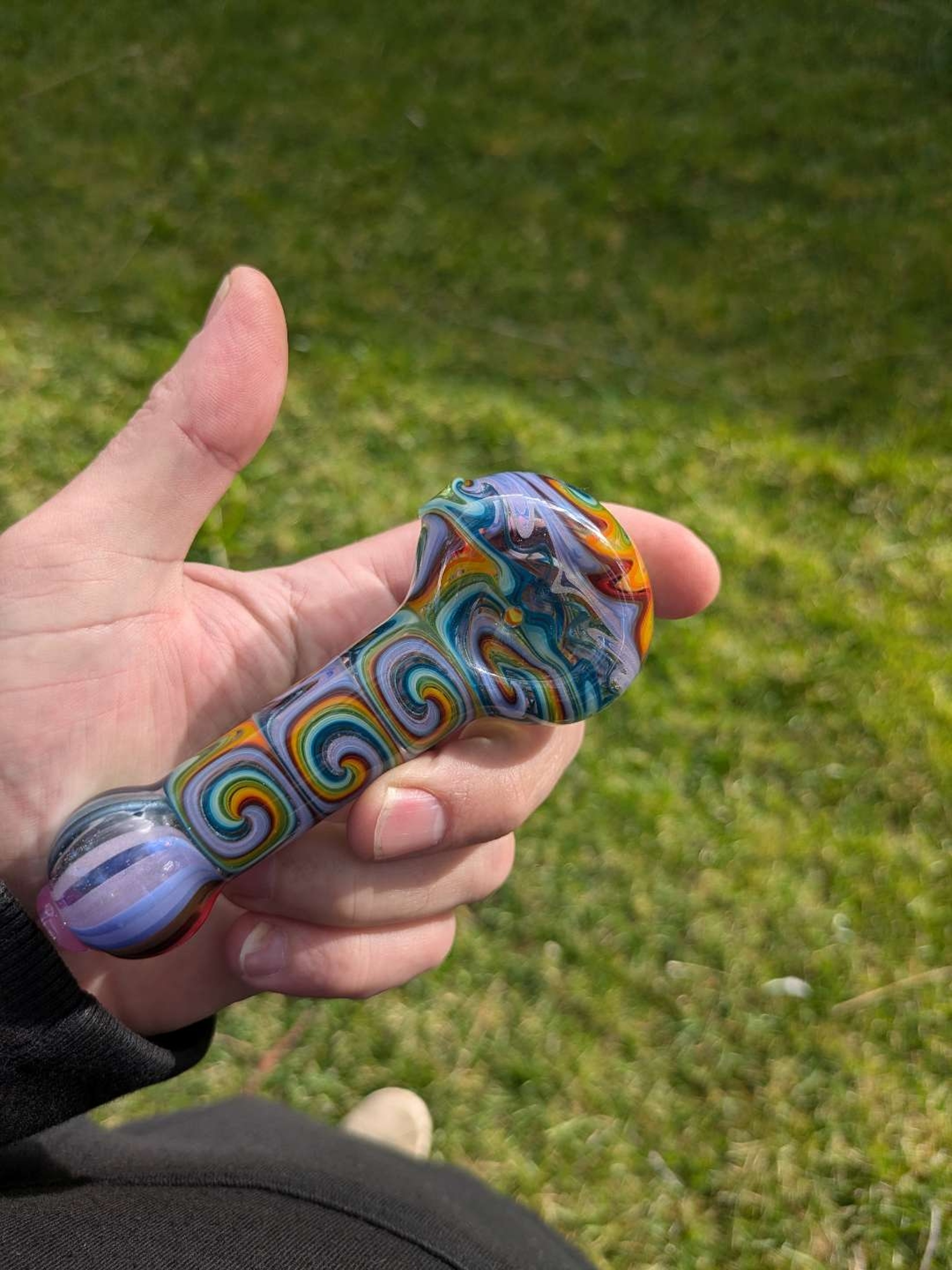 Six section rainbow heady image 0