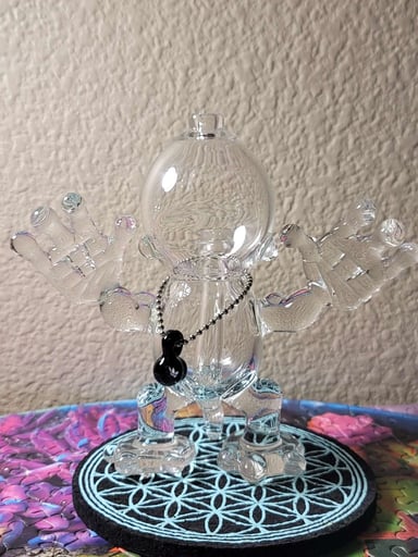 Preview pic of Sandberg Glass original design clear Munny rig.