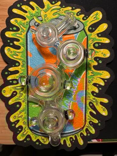 Preview pic of THE MOLECULE