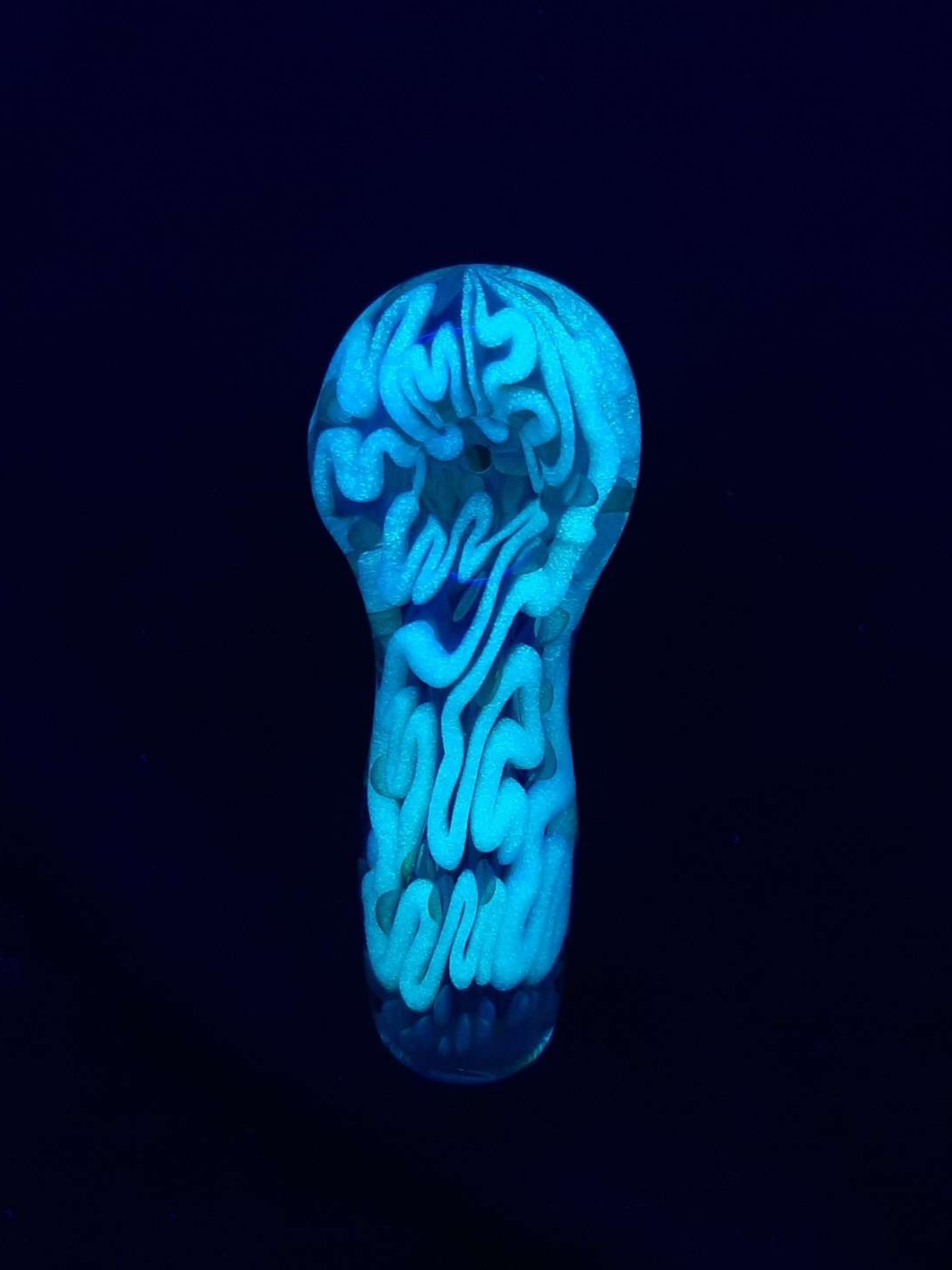 Preview pic of Glow in the dark, inside out, color changing, borosilicate glass pipe