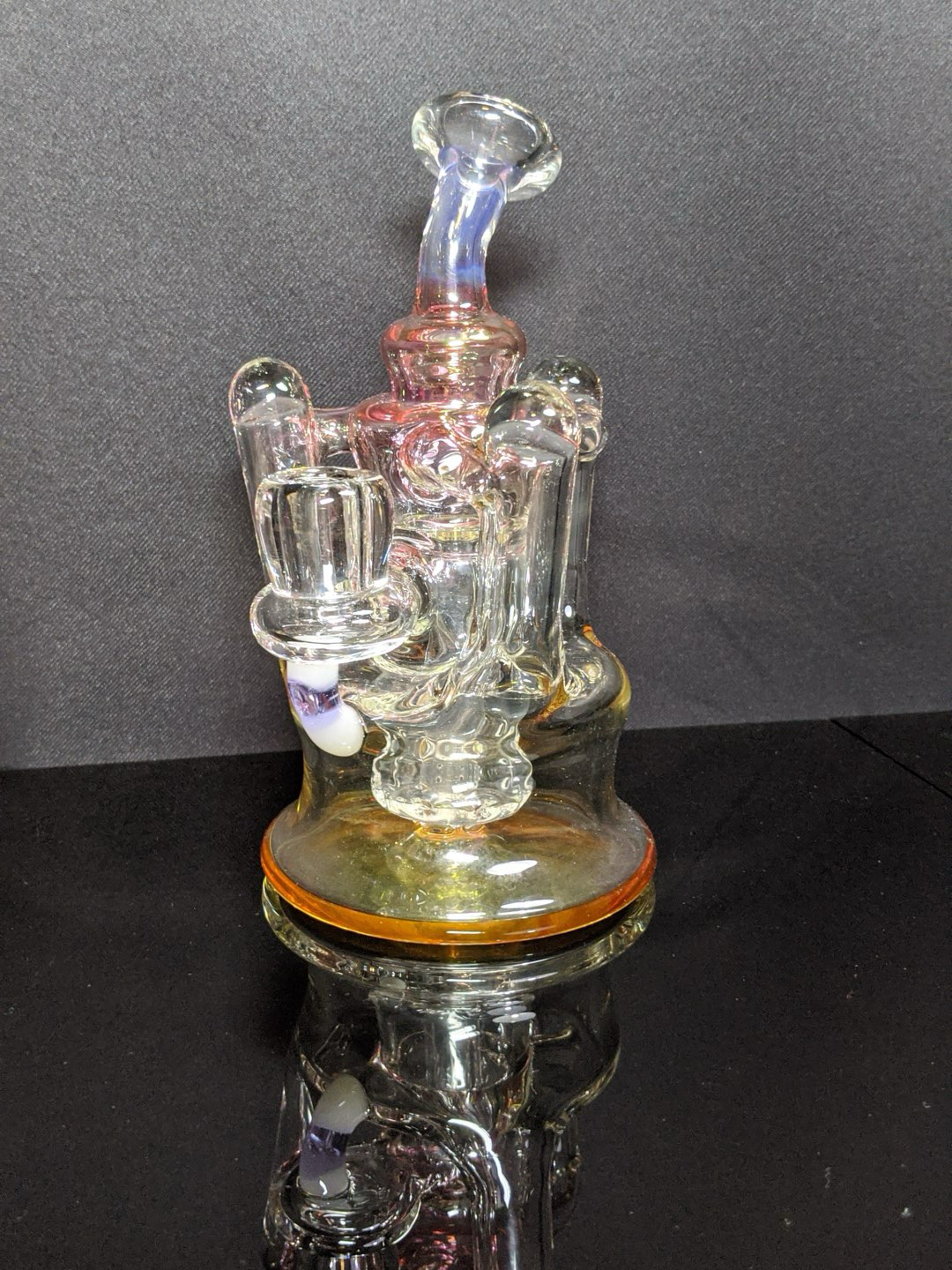 Preview pic of Unknown Artist Borosilicate Glass Recycler Dab Rig