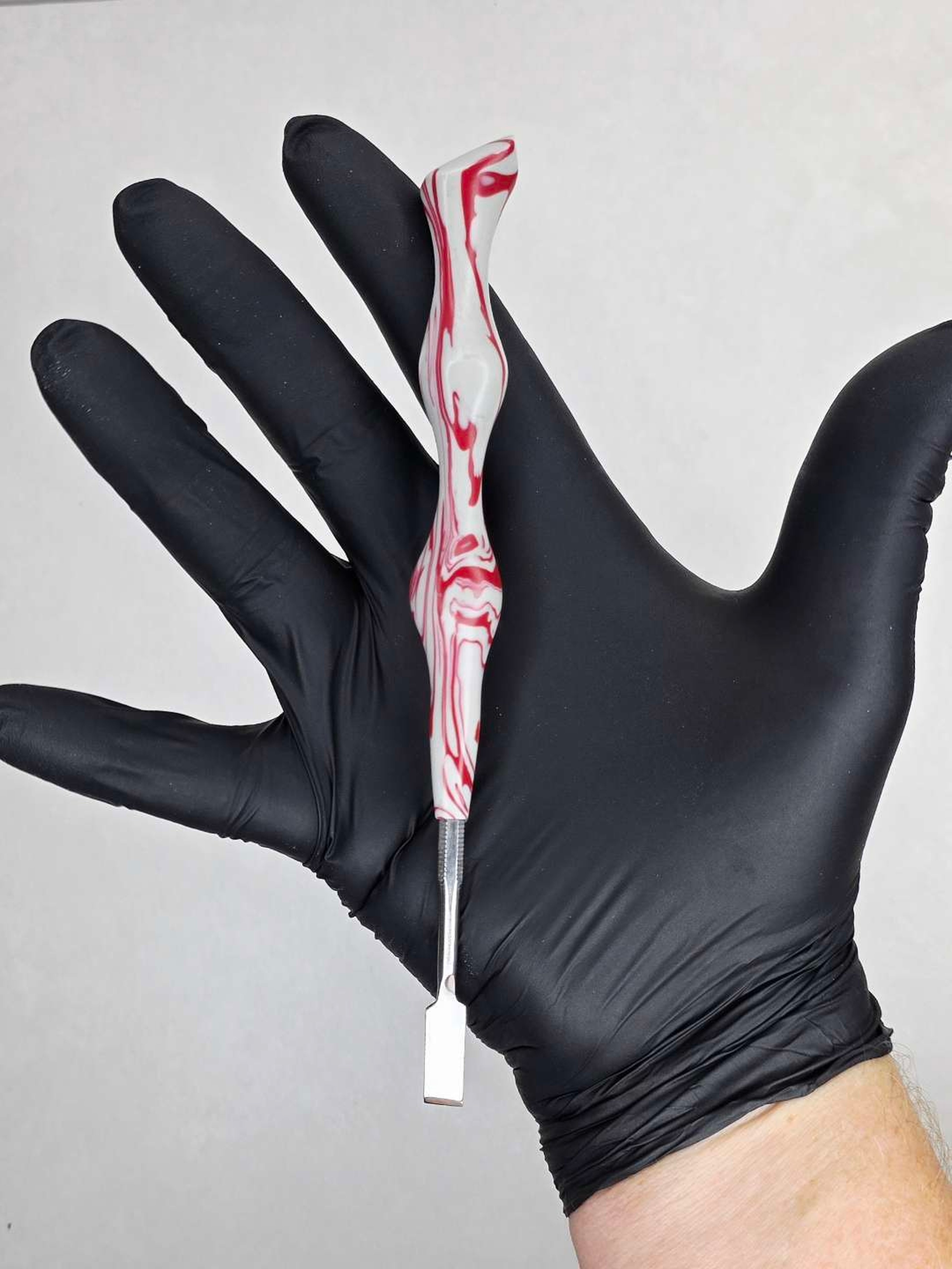 The Crimson Tanto Dab Tool image 0