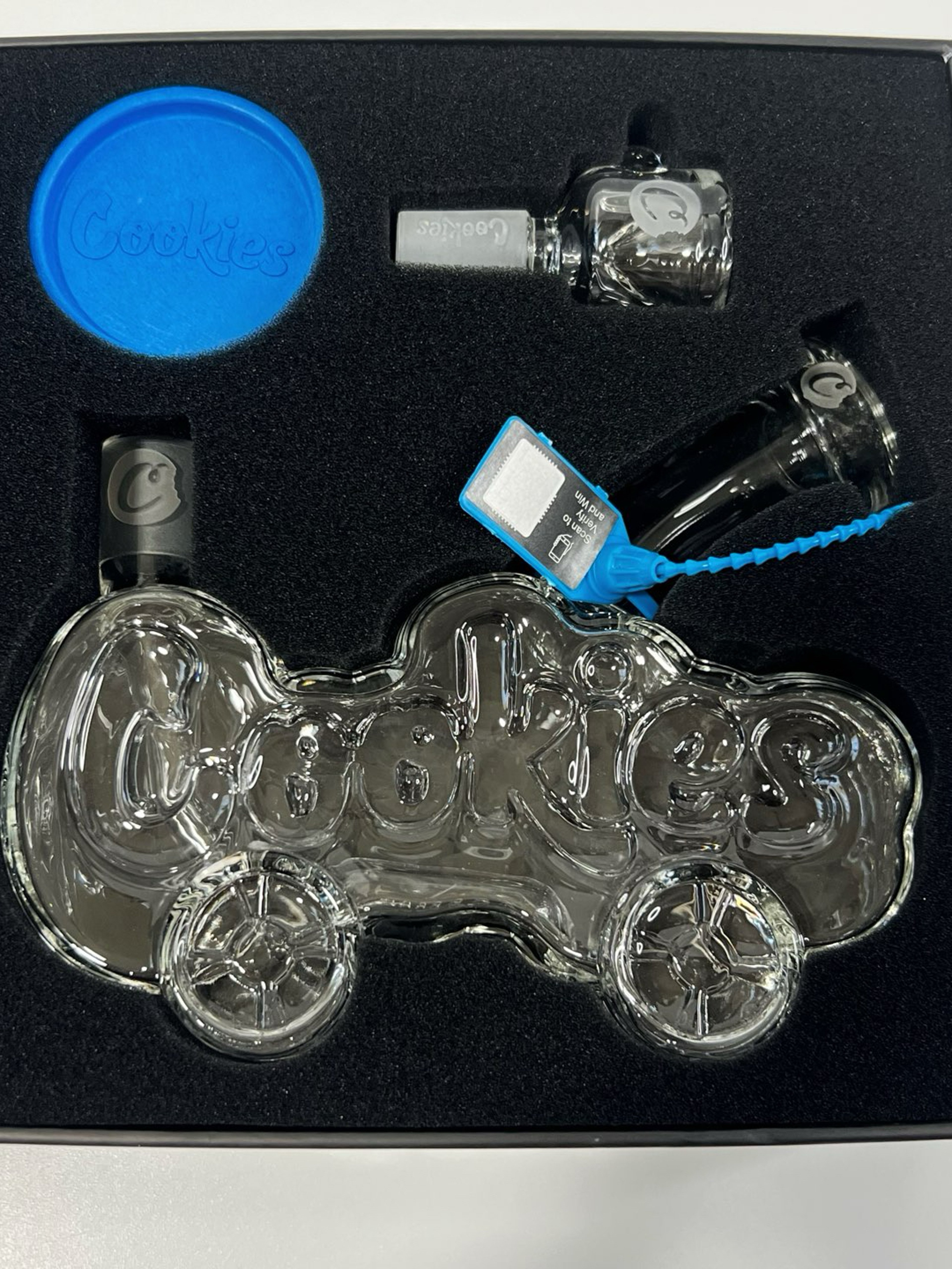 Preview pic of Cookies Cloud Roller Tobacco Pipe Clear