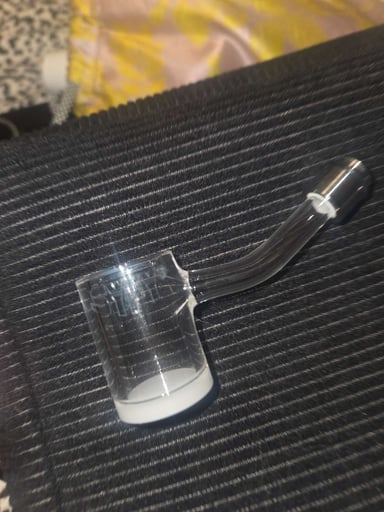 Preview pic of SYFY QUARTZ BANGER WITH SCREW TIP