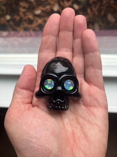 Preview pic of AKM Pendant with millie