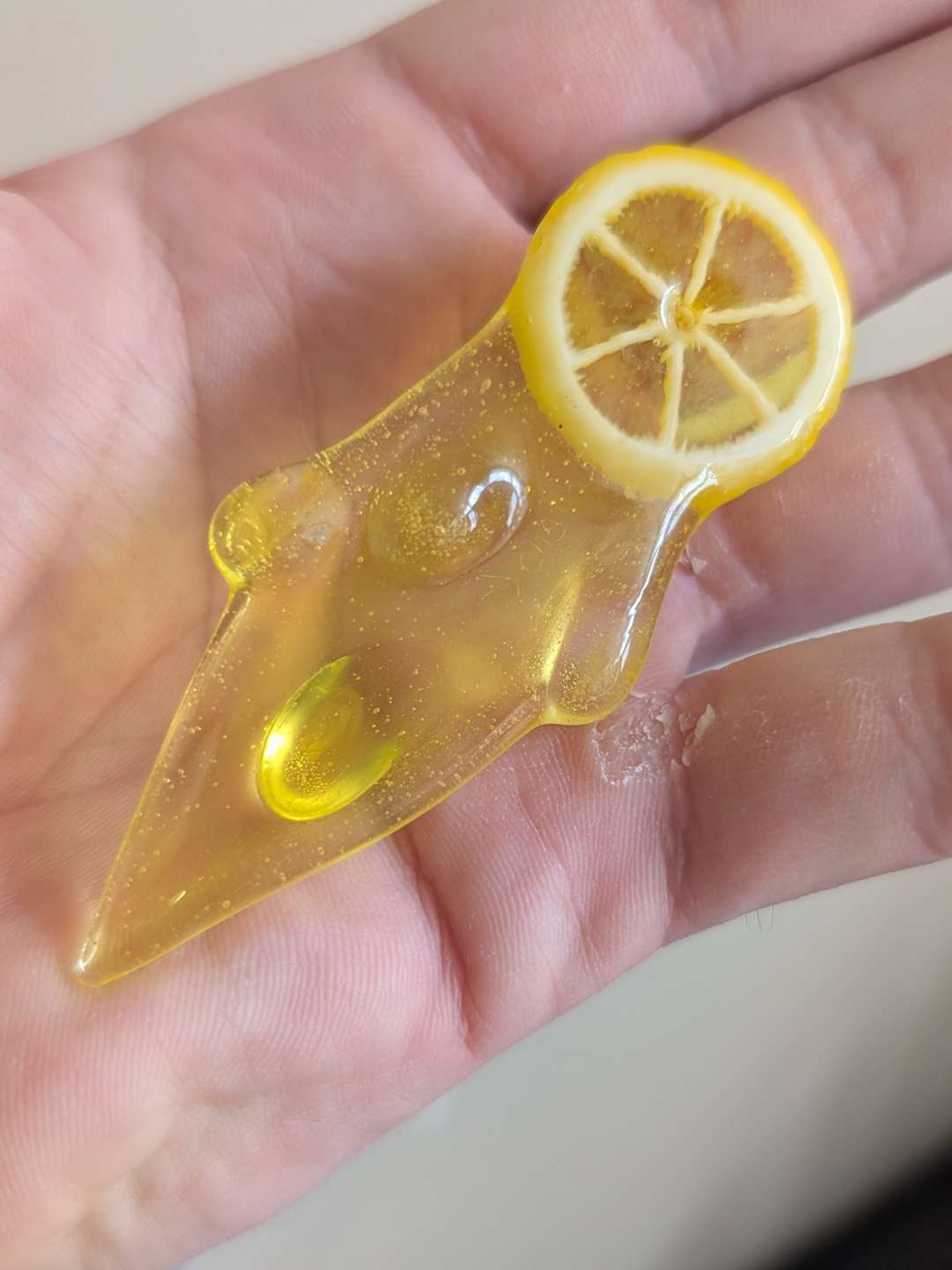 Preview pic of Lyons glass 🍋 dabber/cap