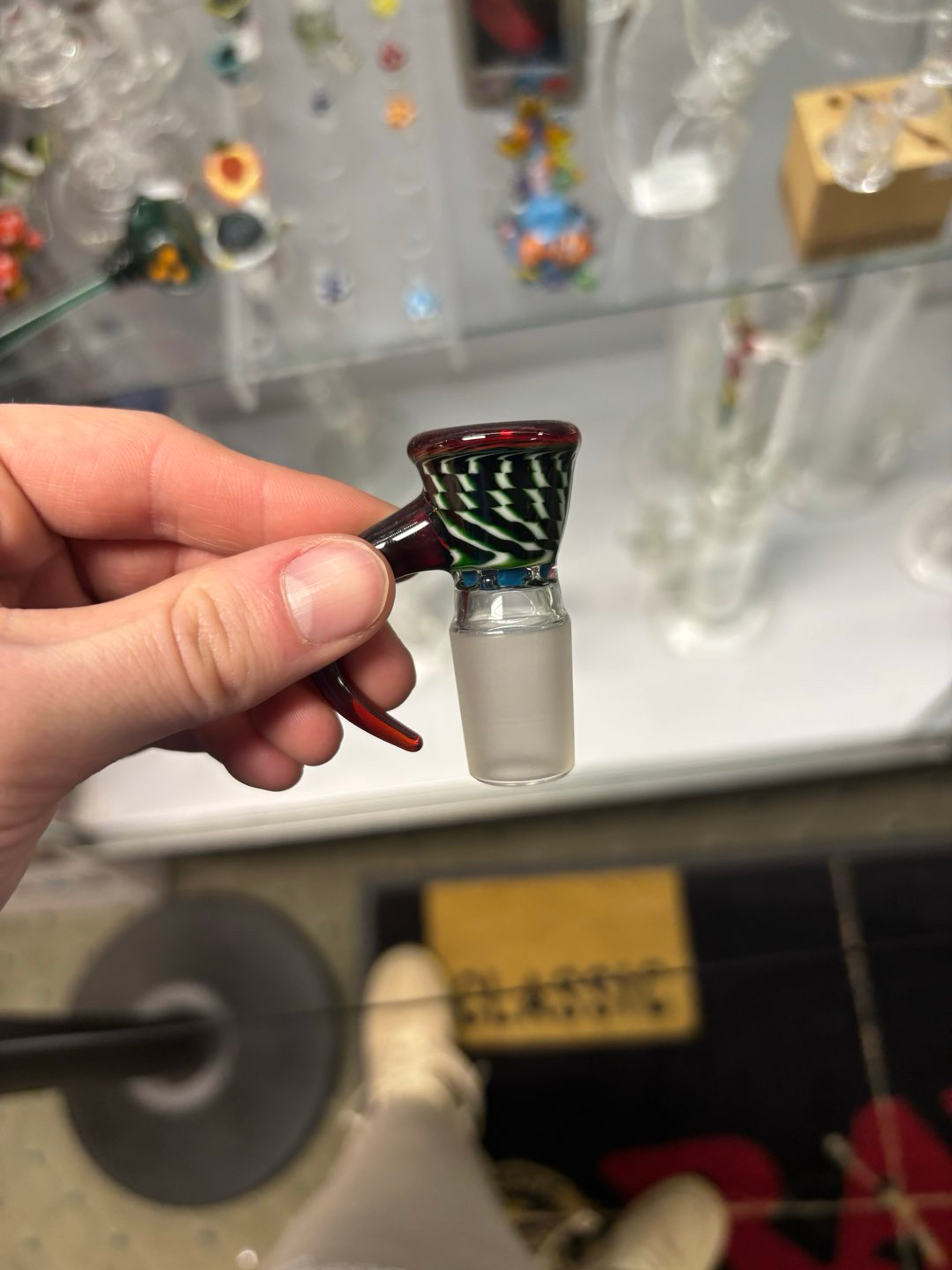 LiveToMelt 18mm 4 hole slide image 0