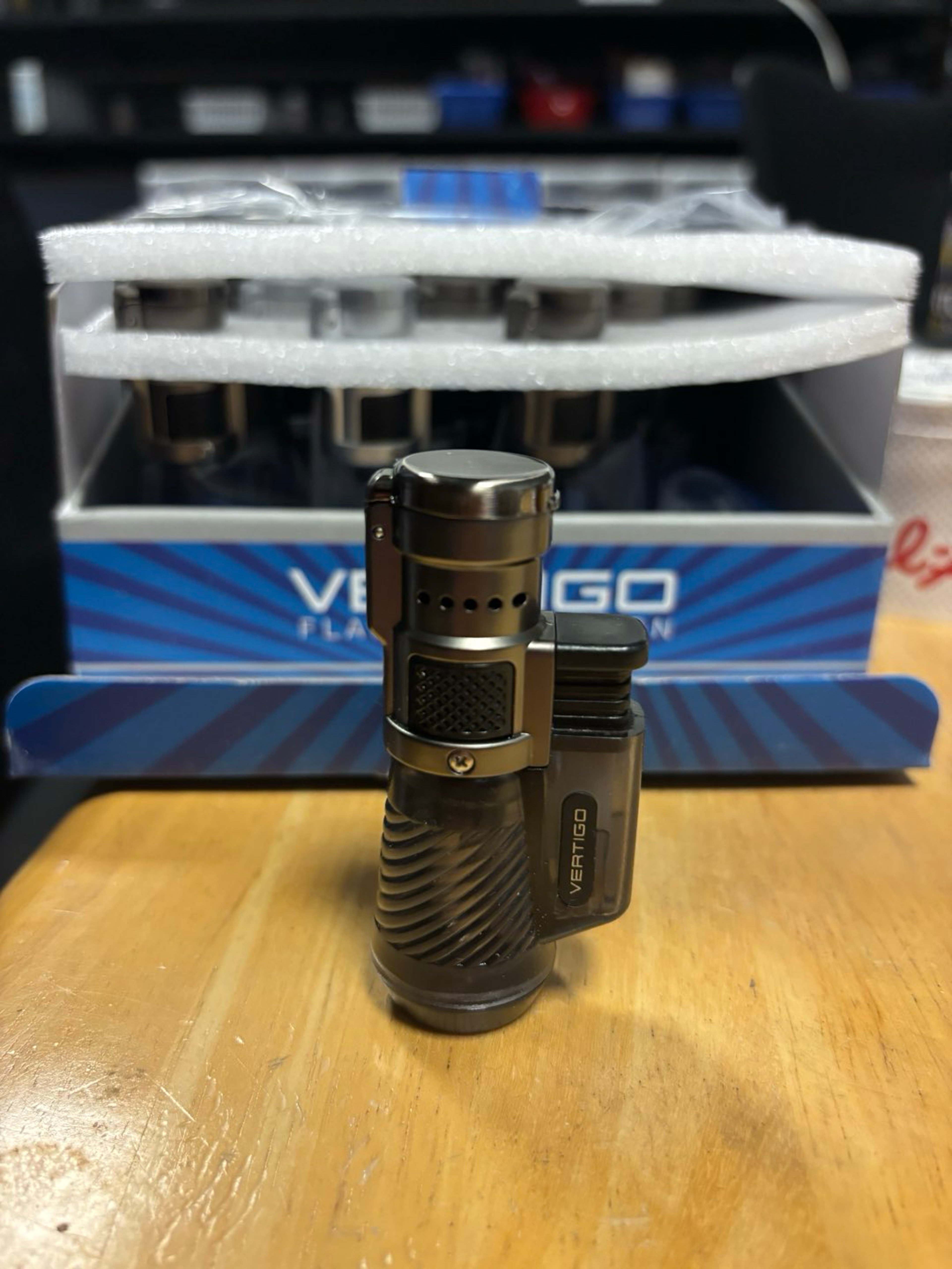 Vertigo Cyclone Torch Full Box image 0